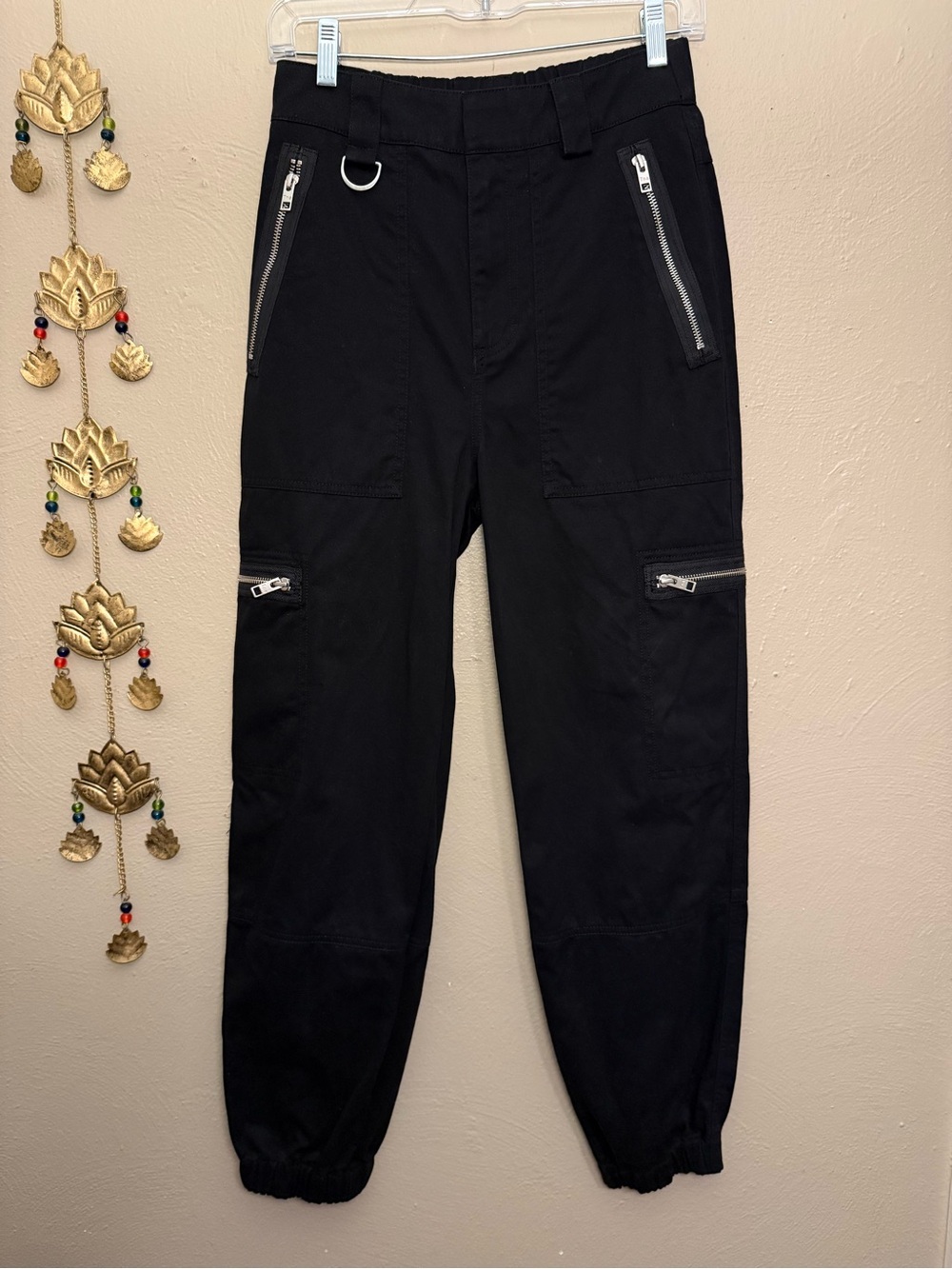 Aritzia Tna Black Utility Cargo Jogger Pants 100% Cotton Size Small